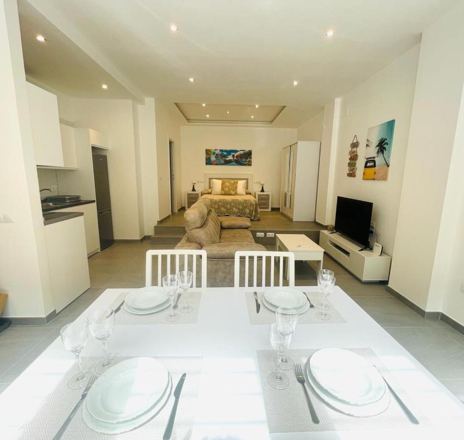 Apartamento Alhucemas Playa Malaga Ngoại thất bức ảnh
