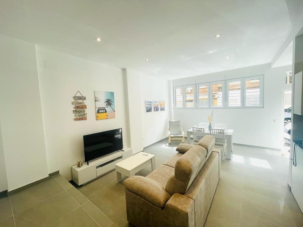 Apartamento Alhucemas Playa Malaga Ngoại thất bức ảnh