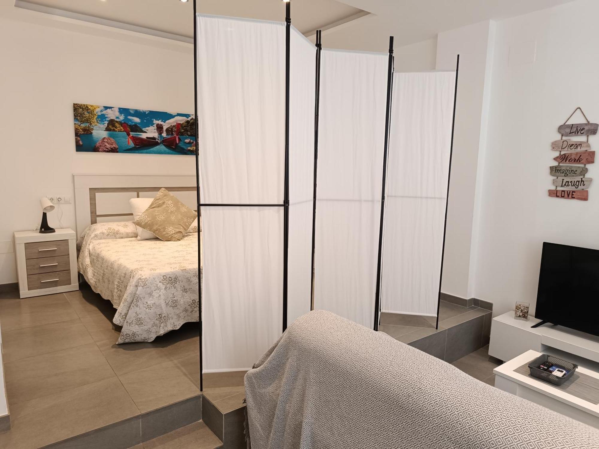Apartamento Alhucemas Playa Malaga Ngoại thất bức ảnh